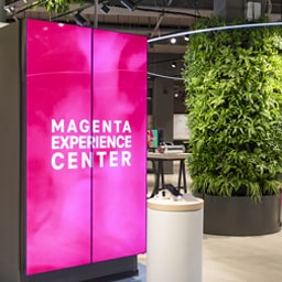 Magenta Experience Center